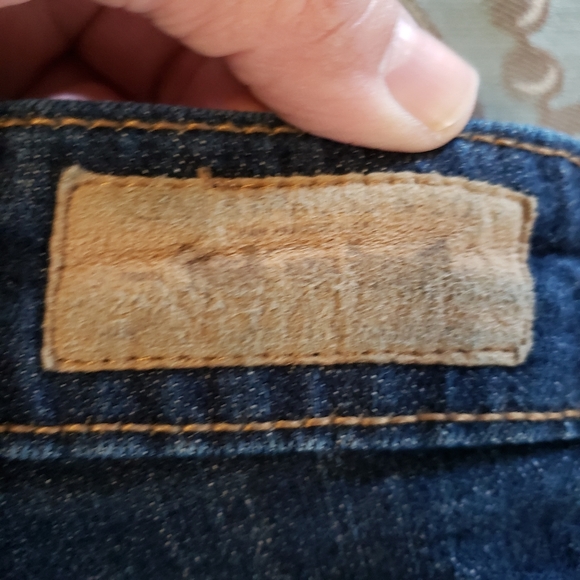 Levi's The Original Jean Mid Rise Dark Wash Blue Jeans Women’s Size 10 - Picture 4 of 12